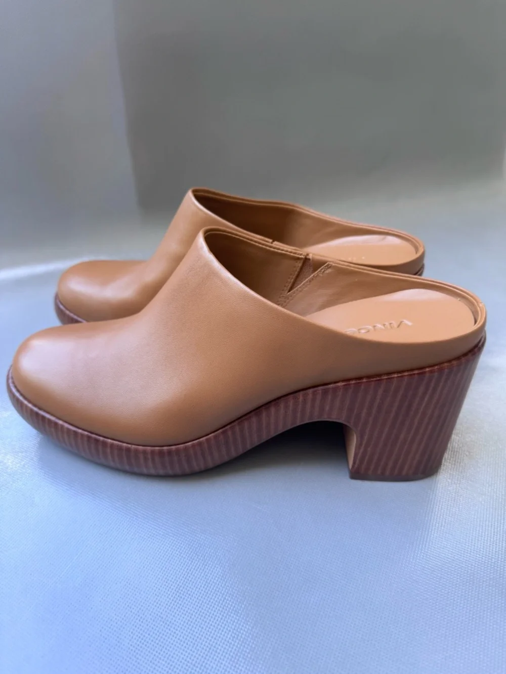 Vince Navina Clog - Picture 6 of 9